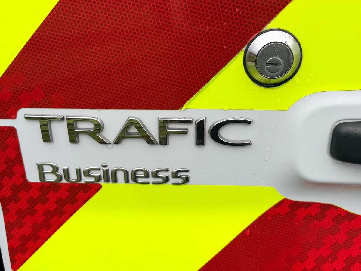 22 Renaul traffic business edition - Image 3