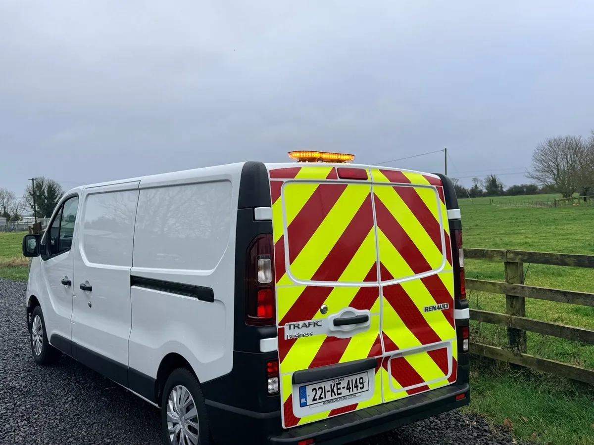 22 Renaul traffic business edition - Image 2