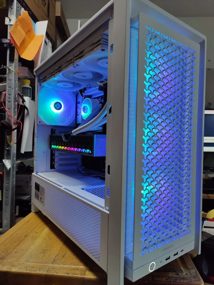 High Performance Custom Gaming PC 14c Intel/64GB r - Image 1