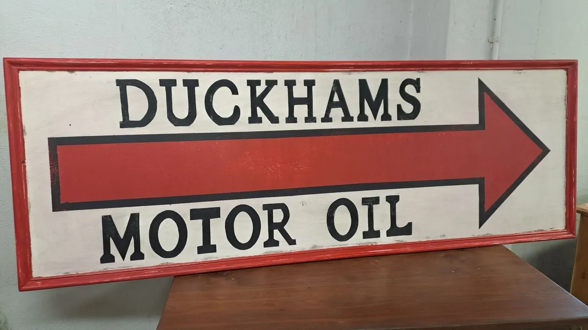 Large wooden duckhams oil sign - Image 1