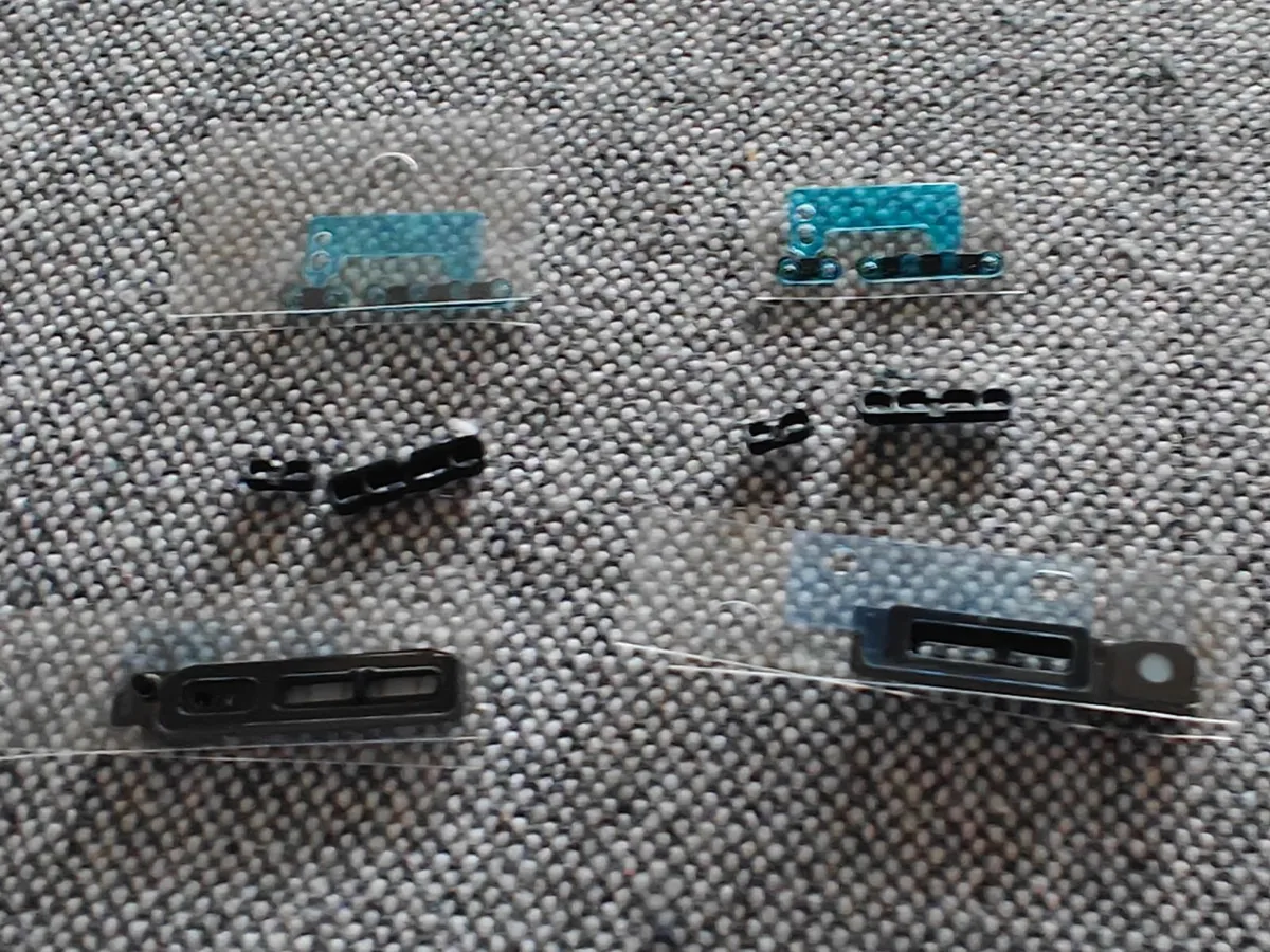 🔊 Replacement iPhone XR Loudspeaker Mesh - Image 1