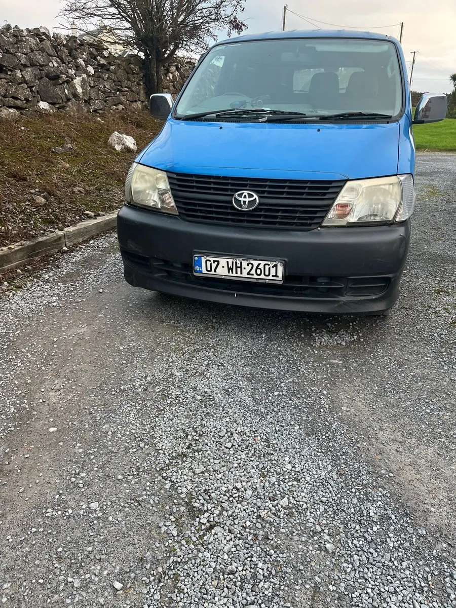 Toyota Hiace - Image 2