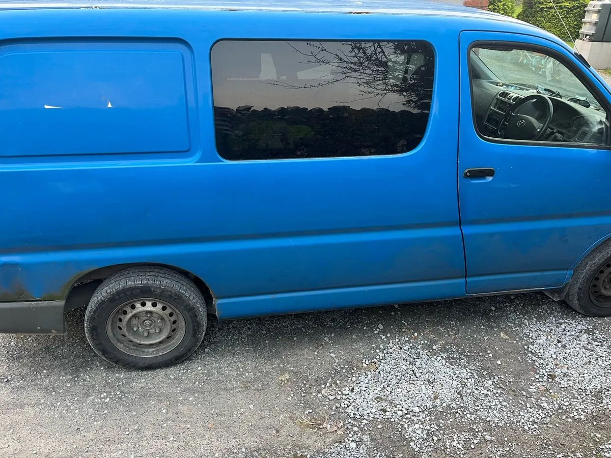 Toyota Hiace - Image 1