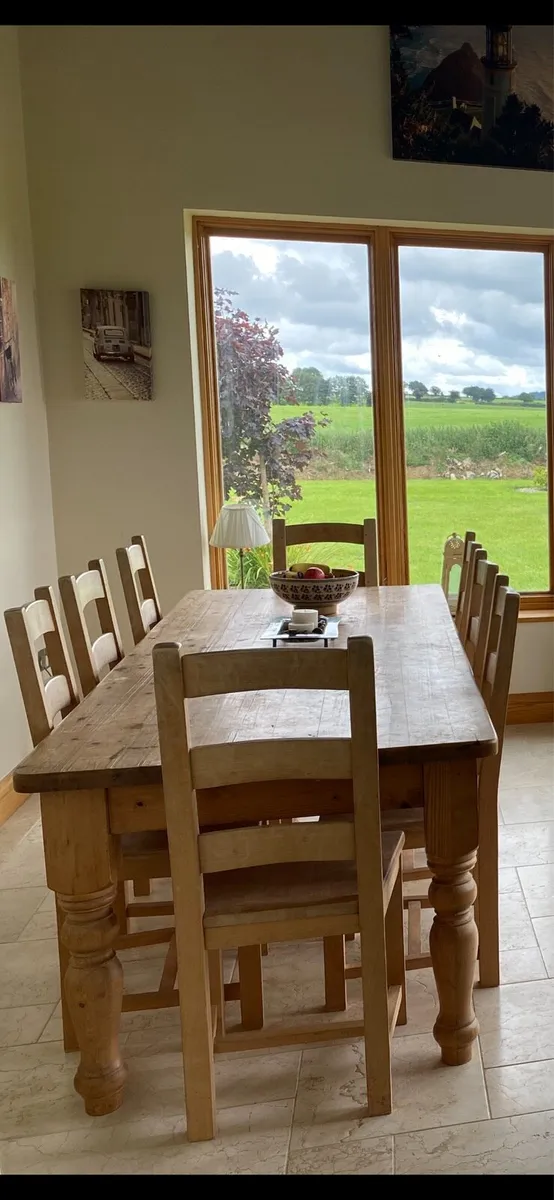 Kitchen Table and Chairs - Image 1