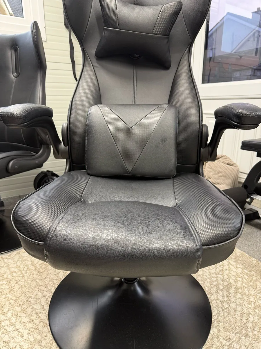 Vinsetto Gaming Chair - Image 3