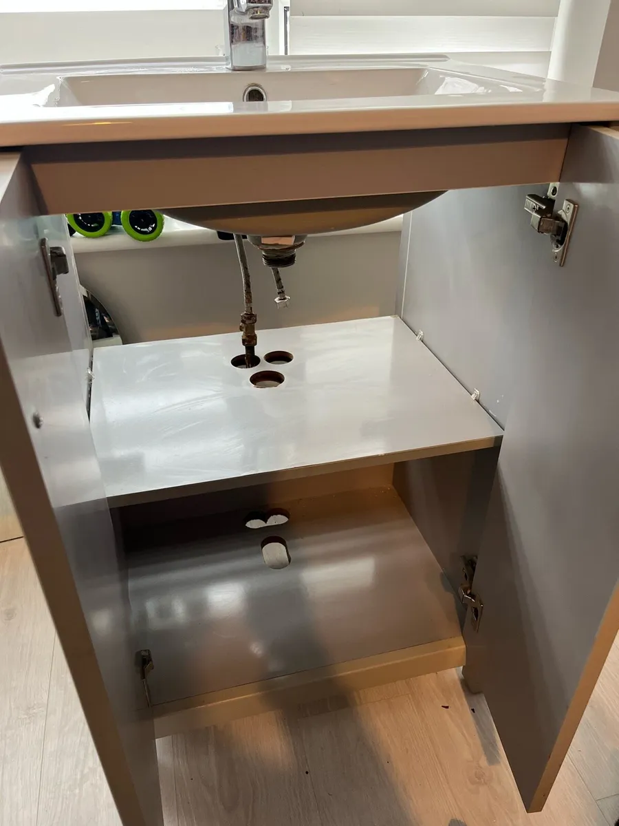 Bathroom sink unit - Image 4