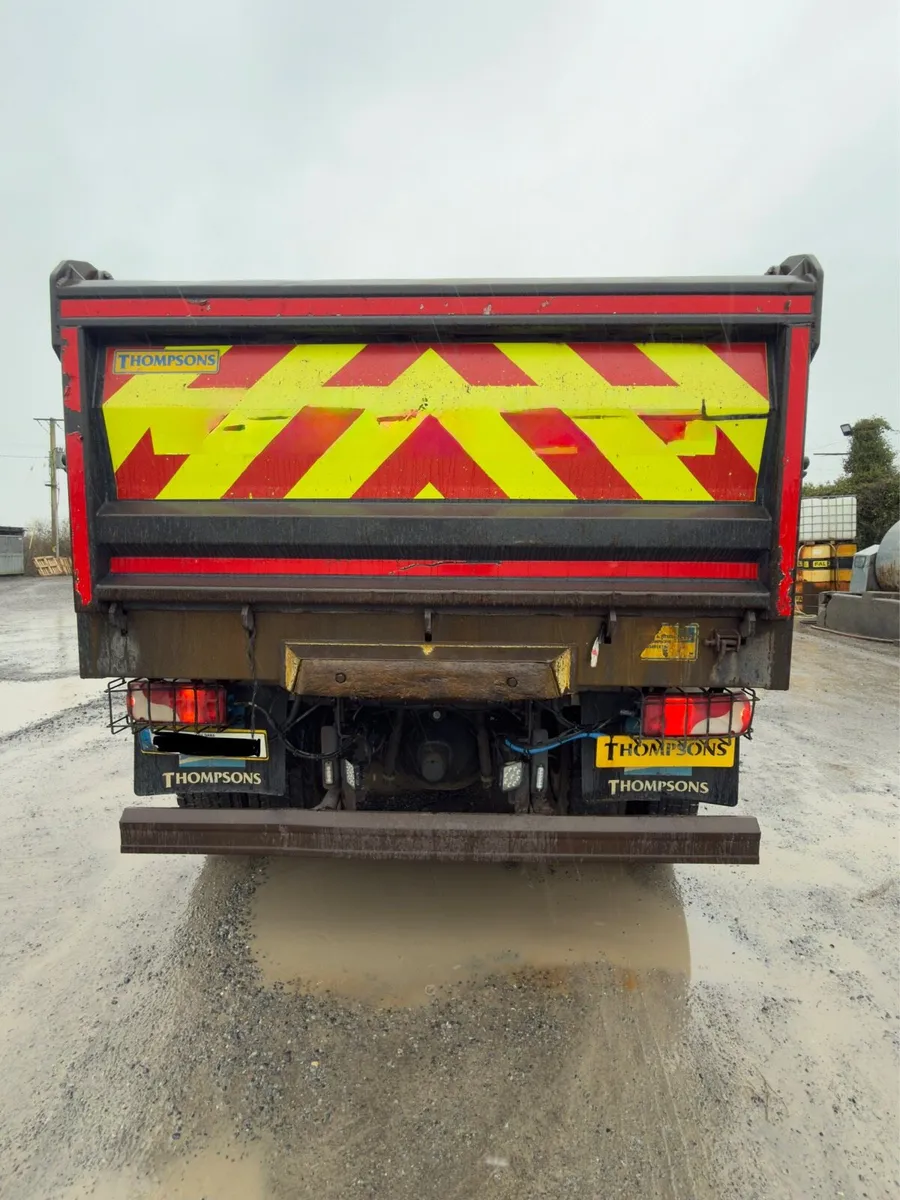 2016 Scania P410 8*4 Tipper For Sale - Image 4