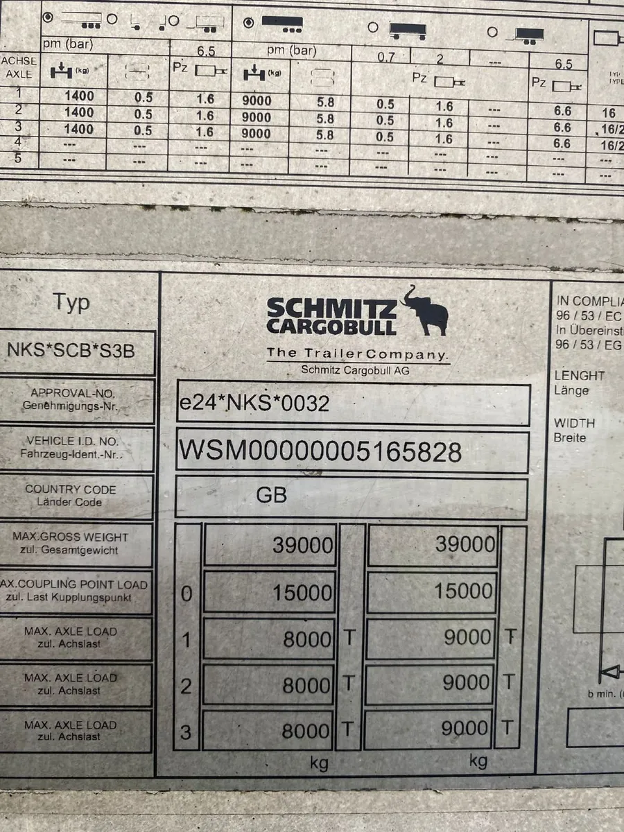 Schmitz Fridge Rear Doors and Frame - Image 2