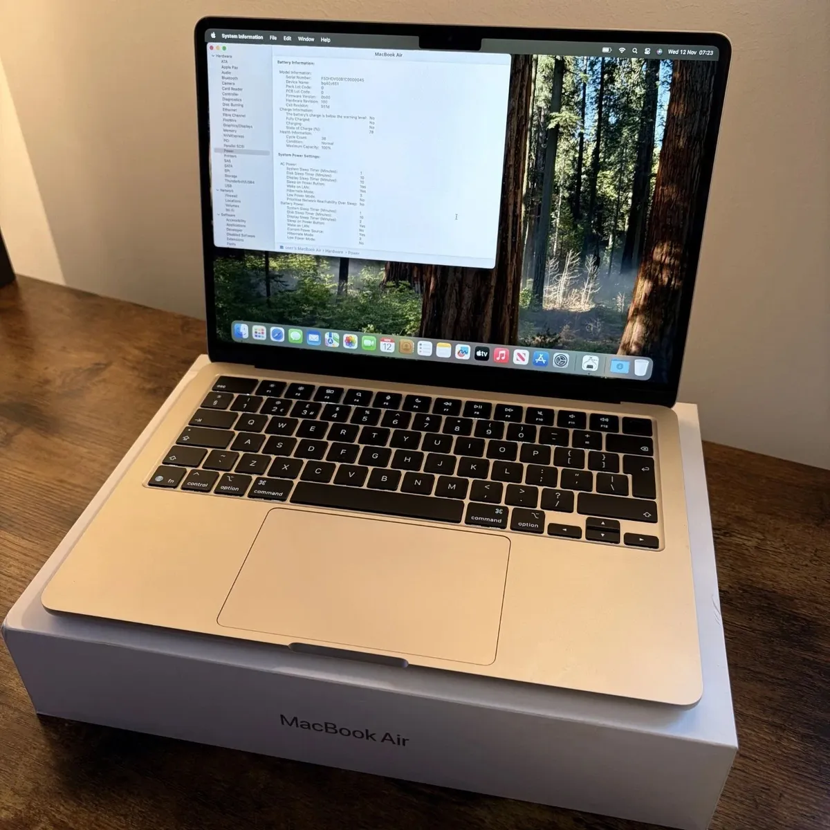 MacBook Air 13.6" M4 16GB / 256GB SSD *38 Cycles* - Image 2