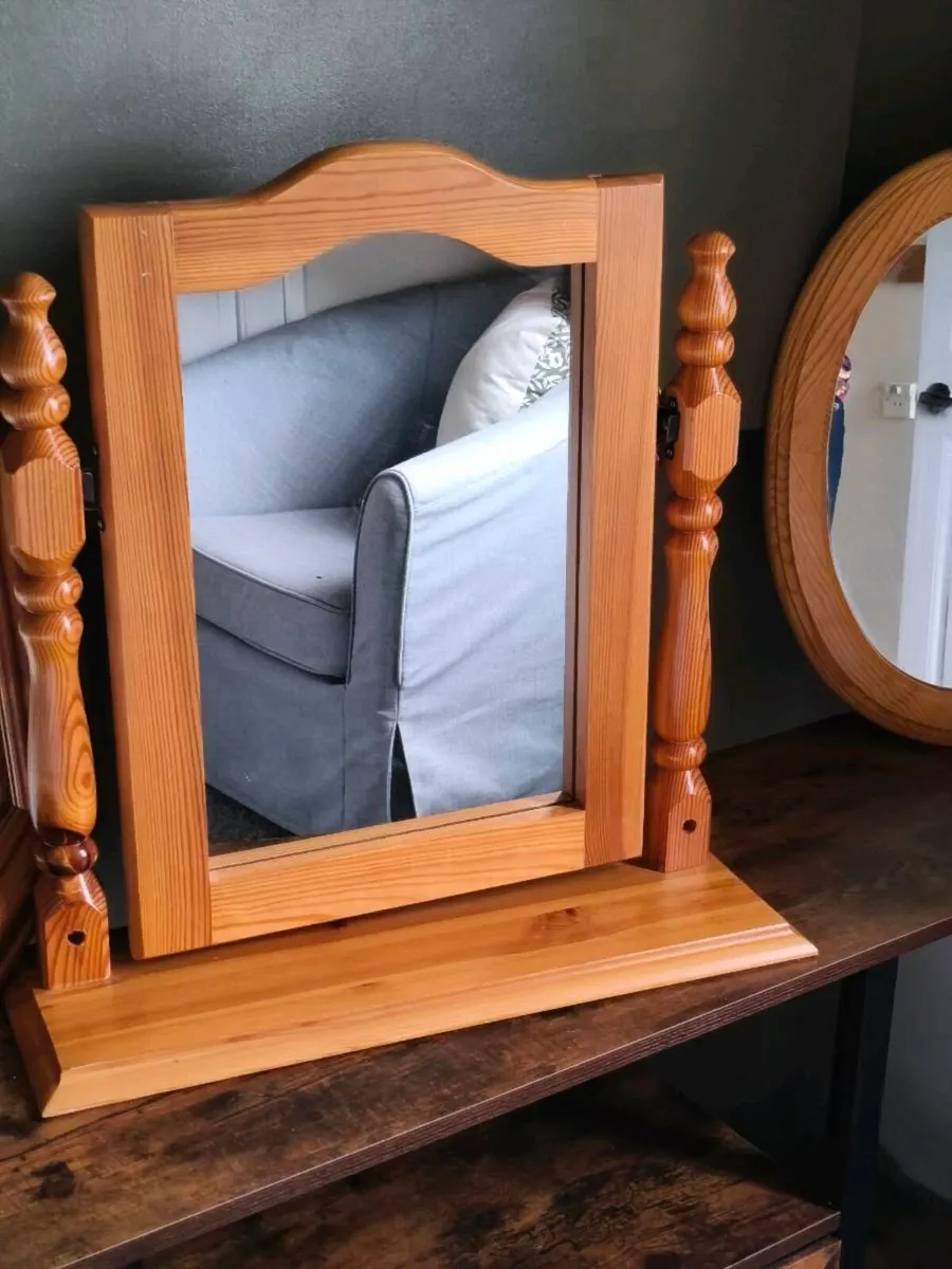 Beautiful set mirrors all new - Image 2