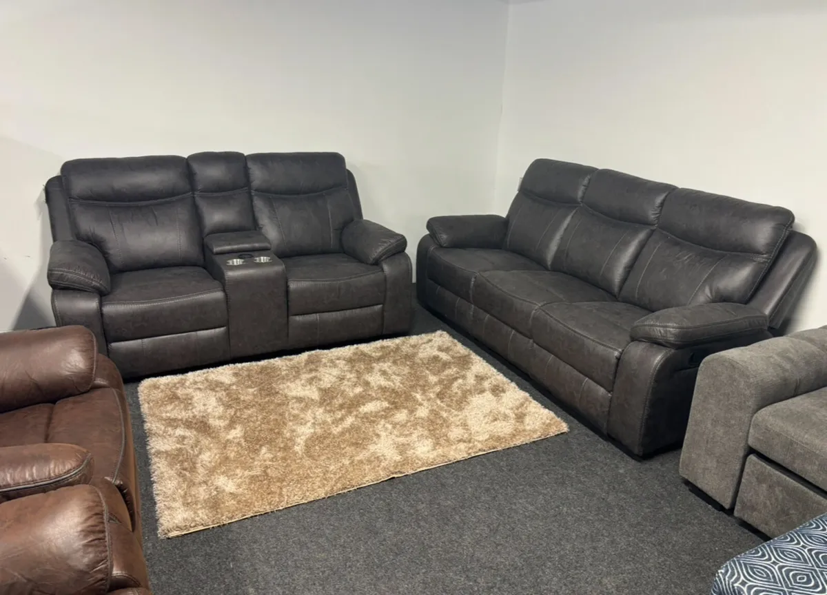 New 3+2 Grey Washington Recliner Sofas - Image 2