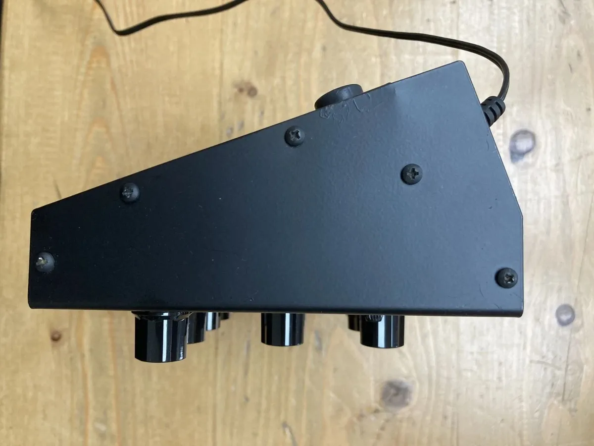 Moog Minitaur Analogue Synthesiser - Image 4