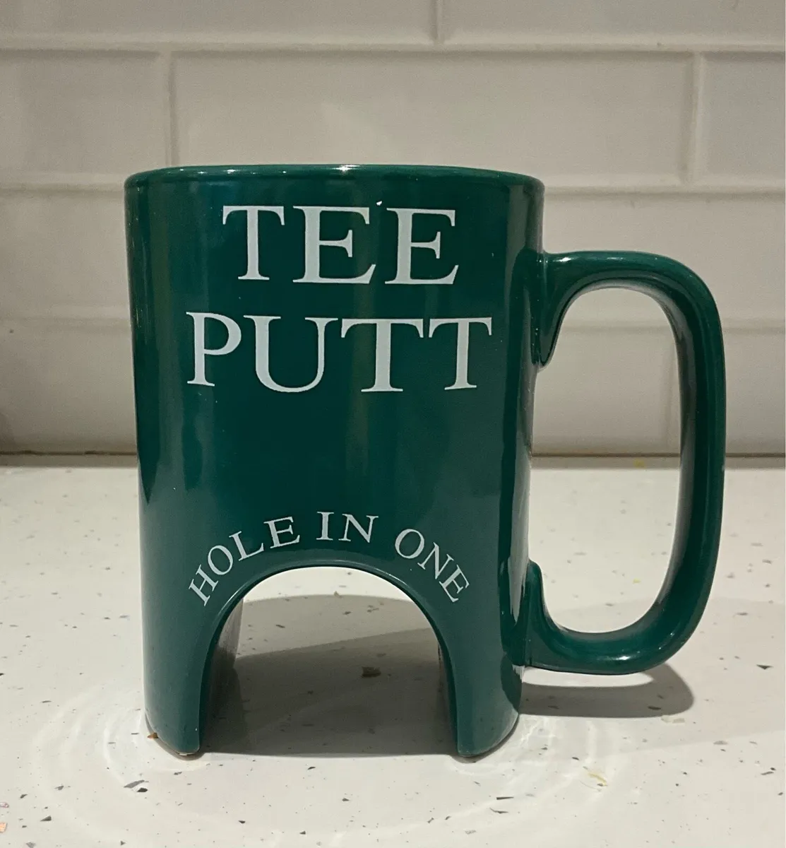Vintage ‘HOLE IN ONE’ Green Mug - Image 2