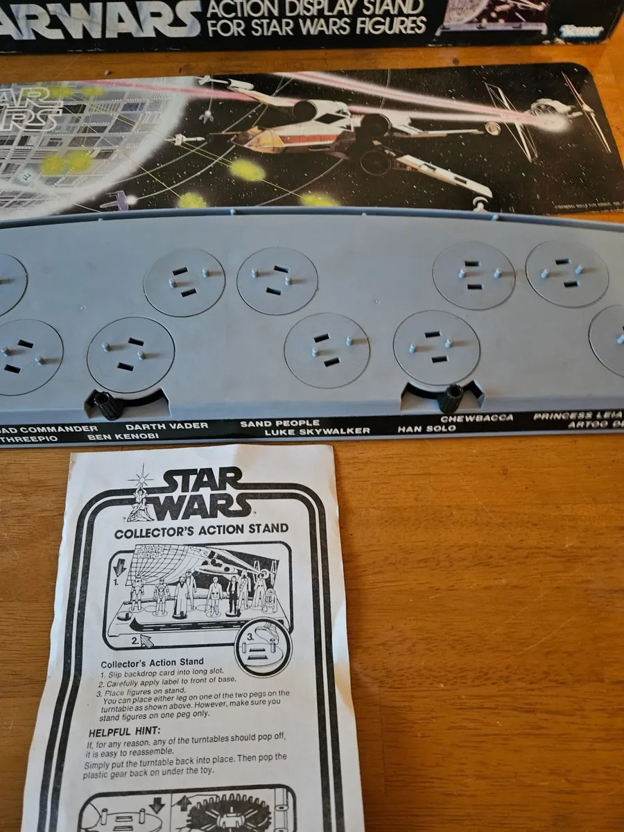 Vintage Star Wars Action Display Stand - Image 2