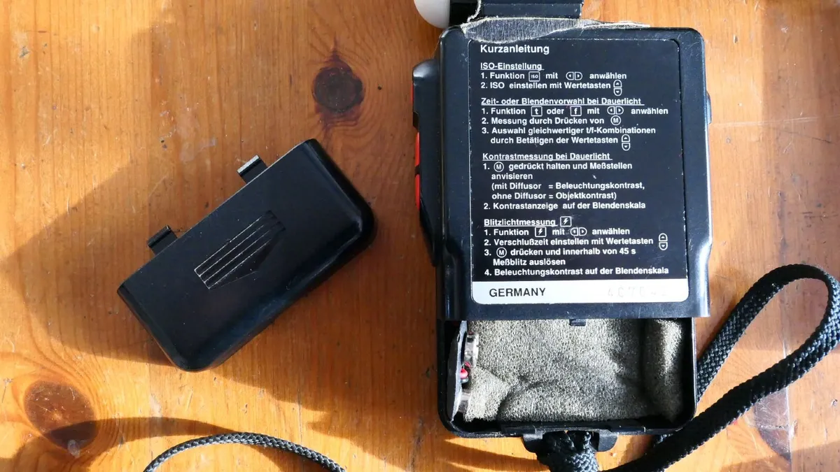 GOSSEN VARIOSIX F LIGHT METER - Image 3