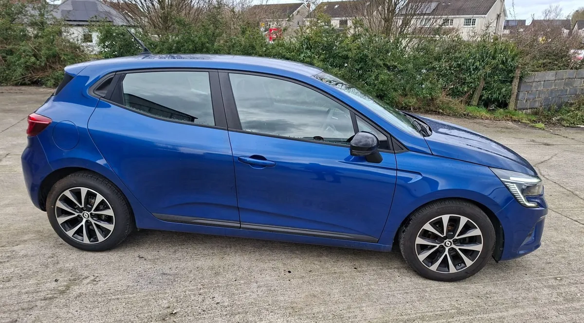 Renault clio - Image 2