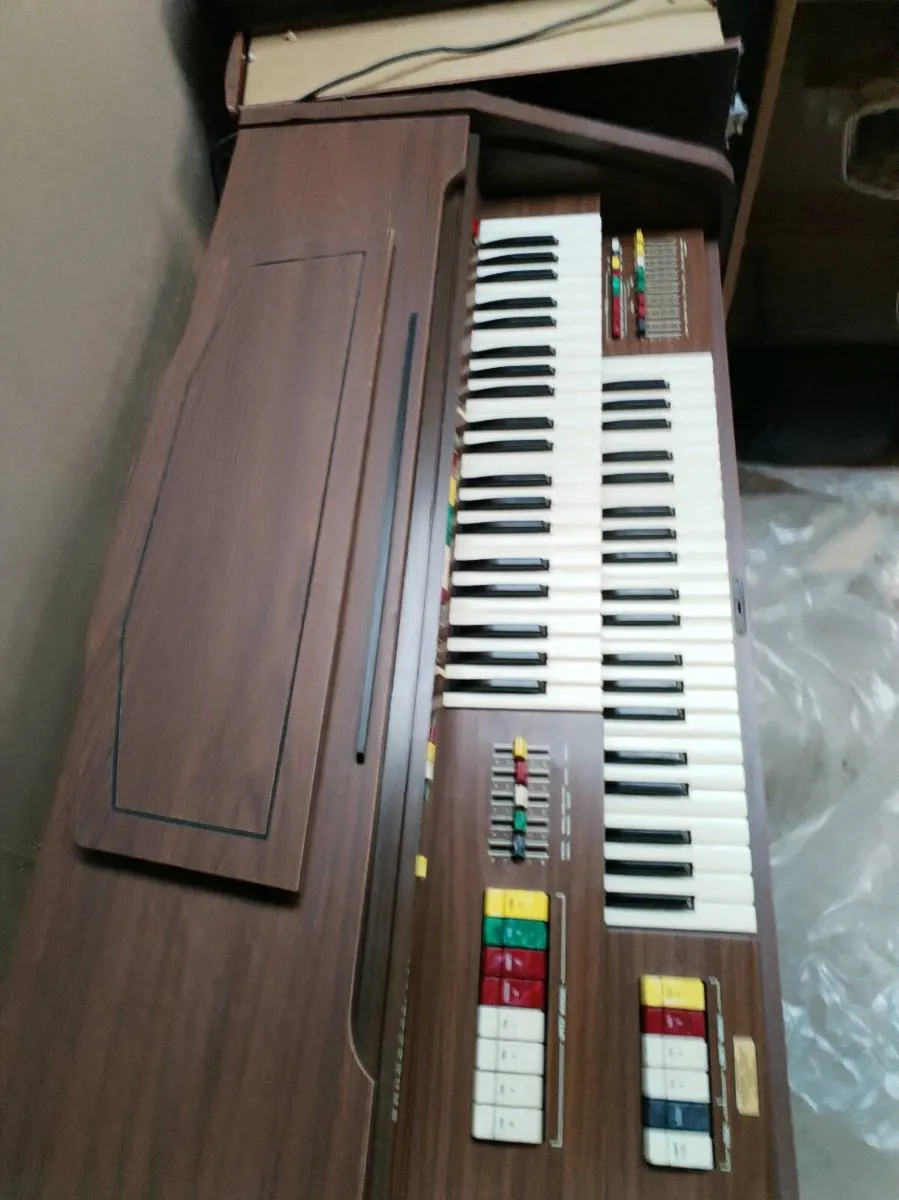 Electric organ - Image 4