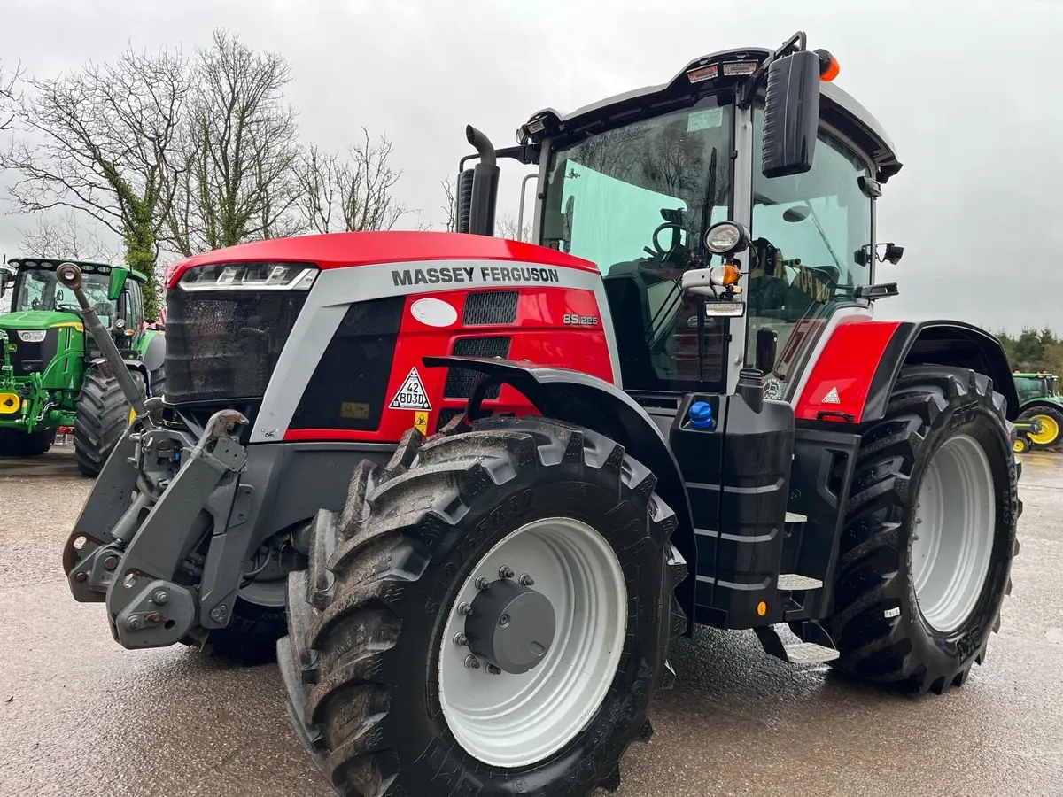 Massey 8S225 - Image 3