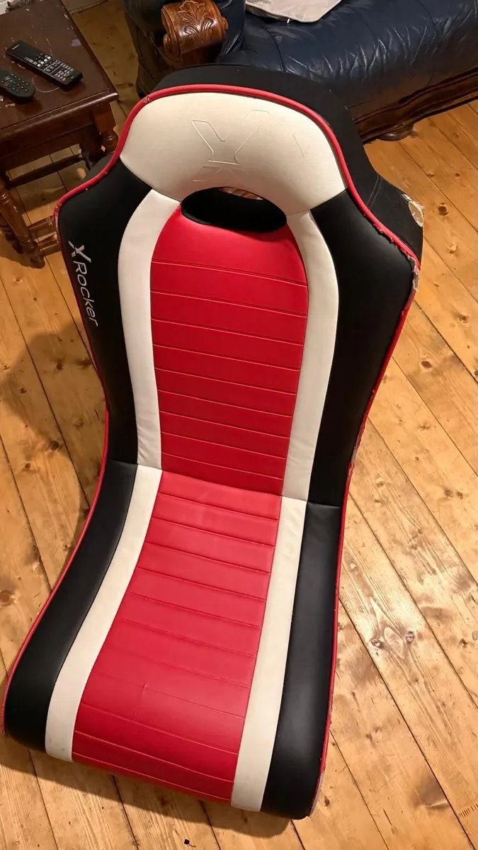 X rocker gaming chair- with built in speaker - Image 1
