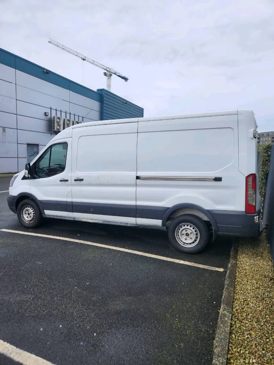 Ford Transit - Image 3