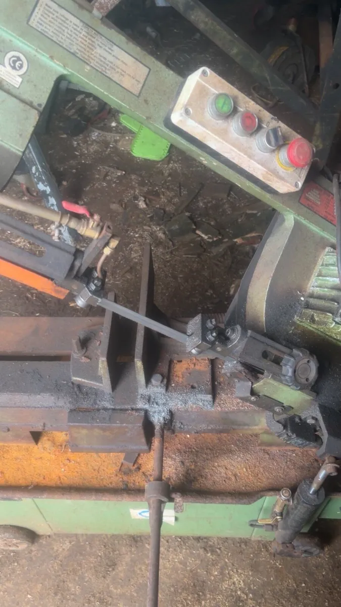 Band saw for sale. - Image 2