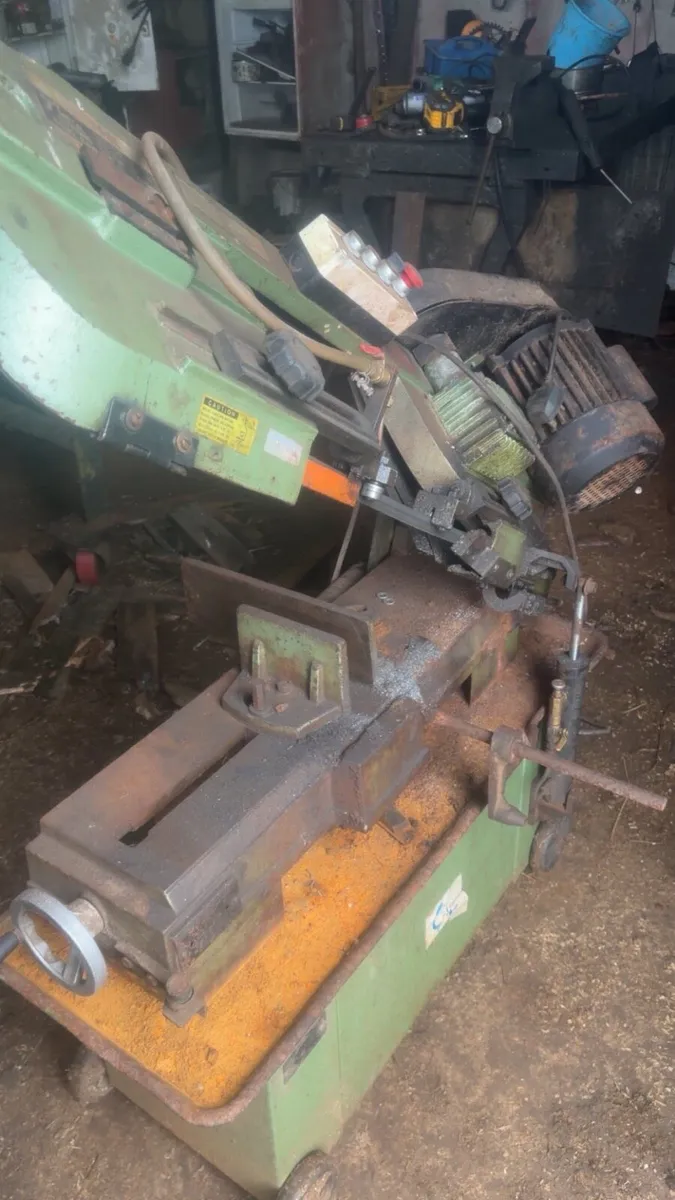 Band saw for sale. - Image 1