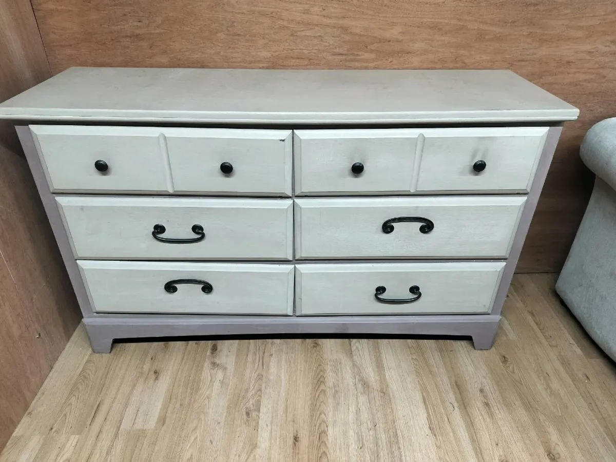 Chest of 6 drawers - Image 1