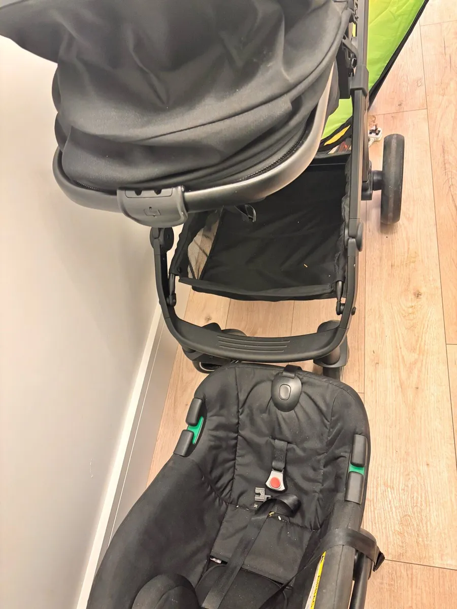 Bat stroller with basket - Image 3