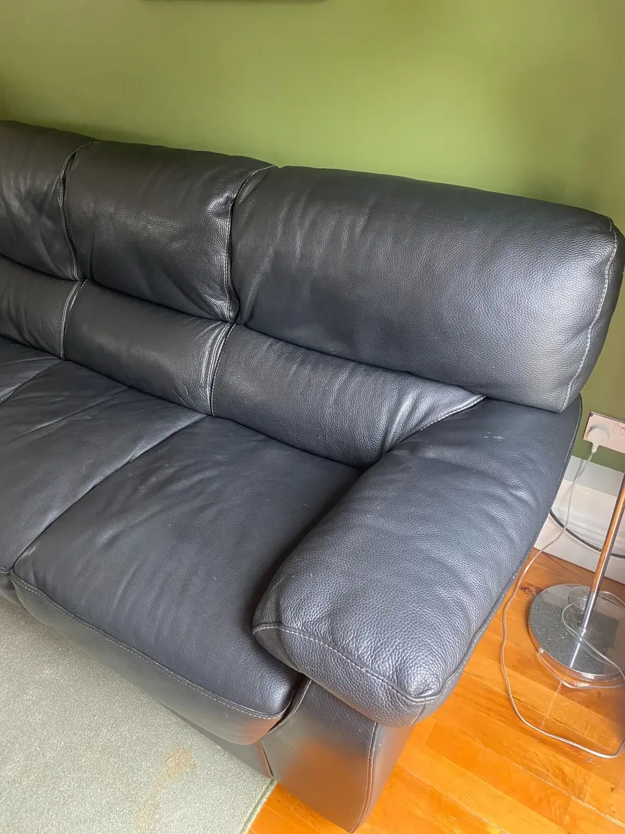 Leather 3 seater - Image 2