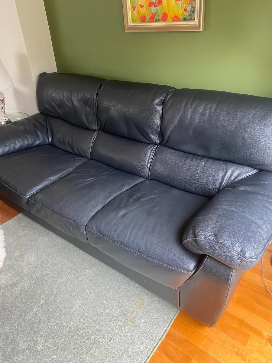 Leather 3 seater - Image 3