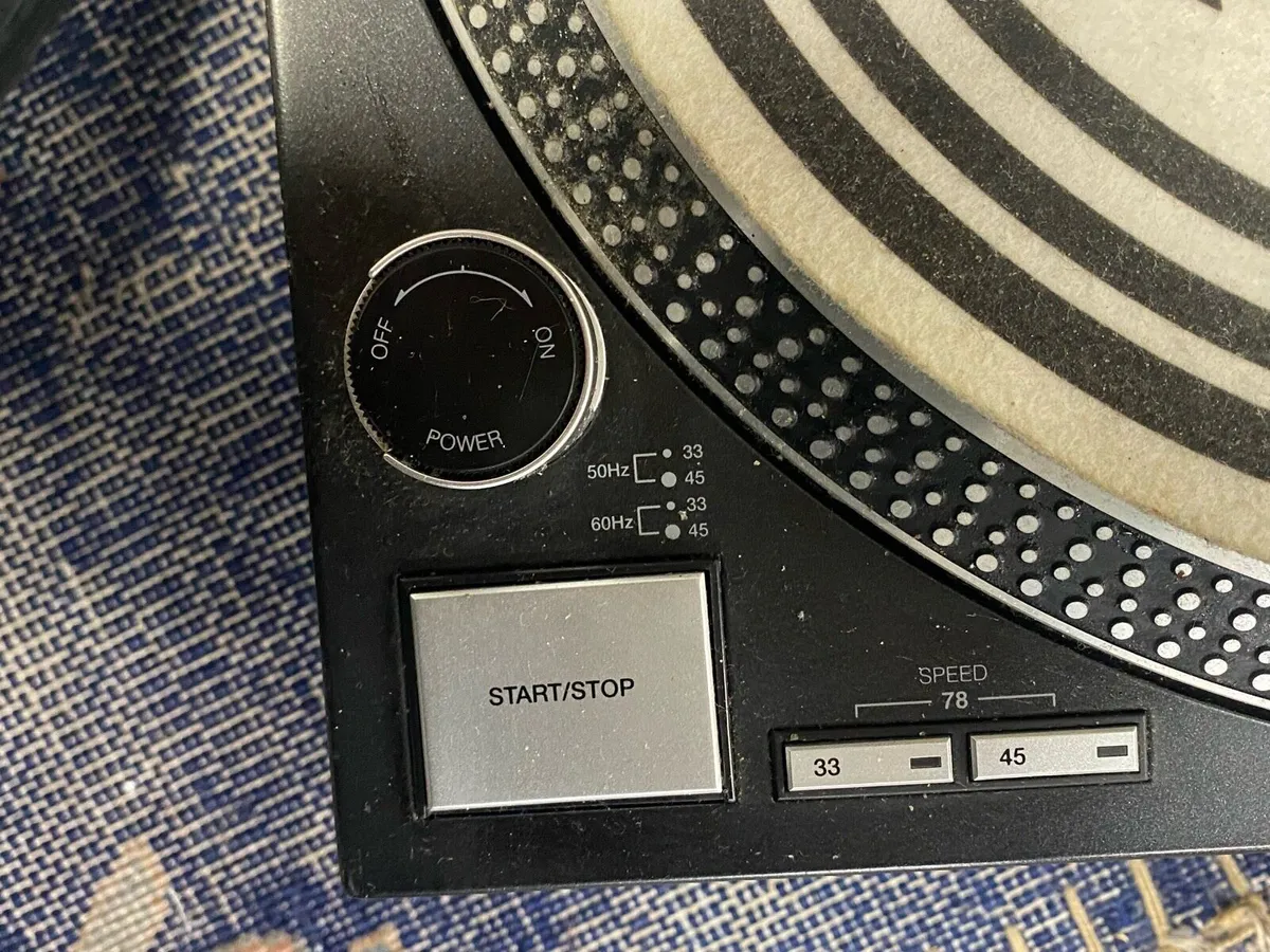 Reloop Turbtable - Image 4