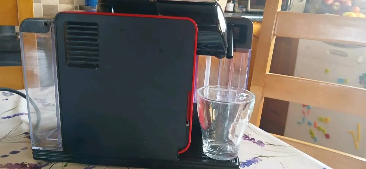 Nespresso machine - Image 3