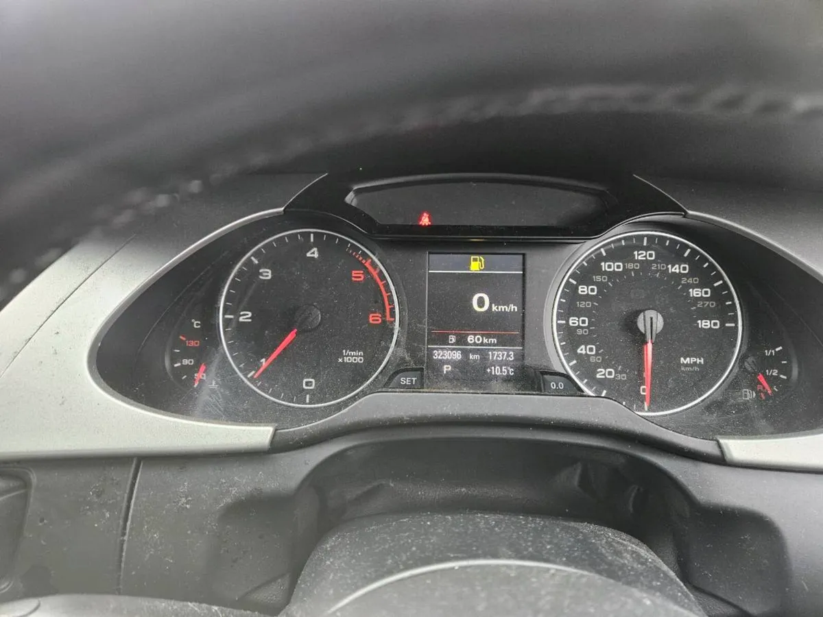 Audi a4 automatic 2011 - Image 1