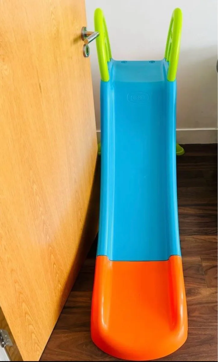 Kids slide - Image 1
