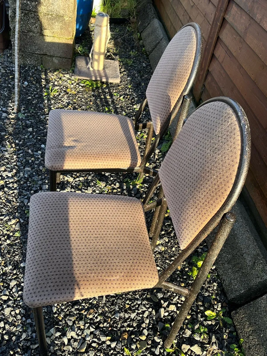 Set of chairs - Image 2