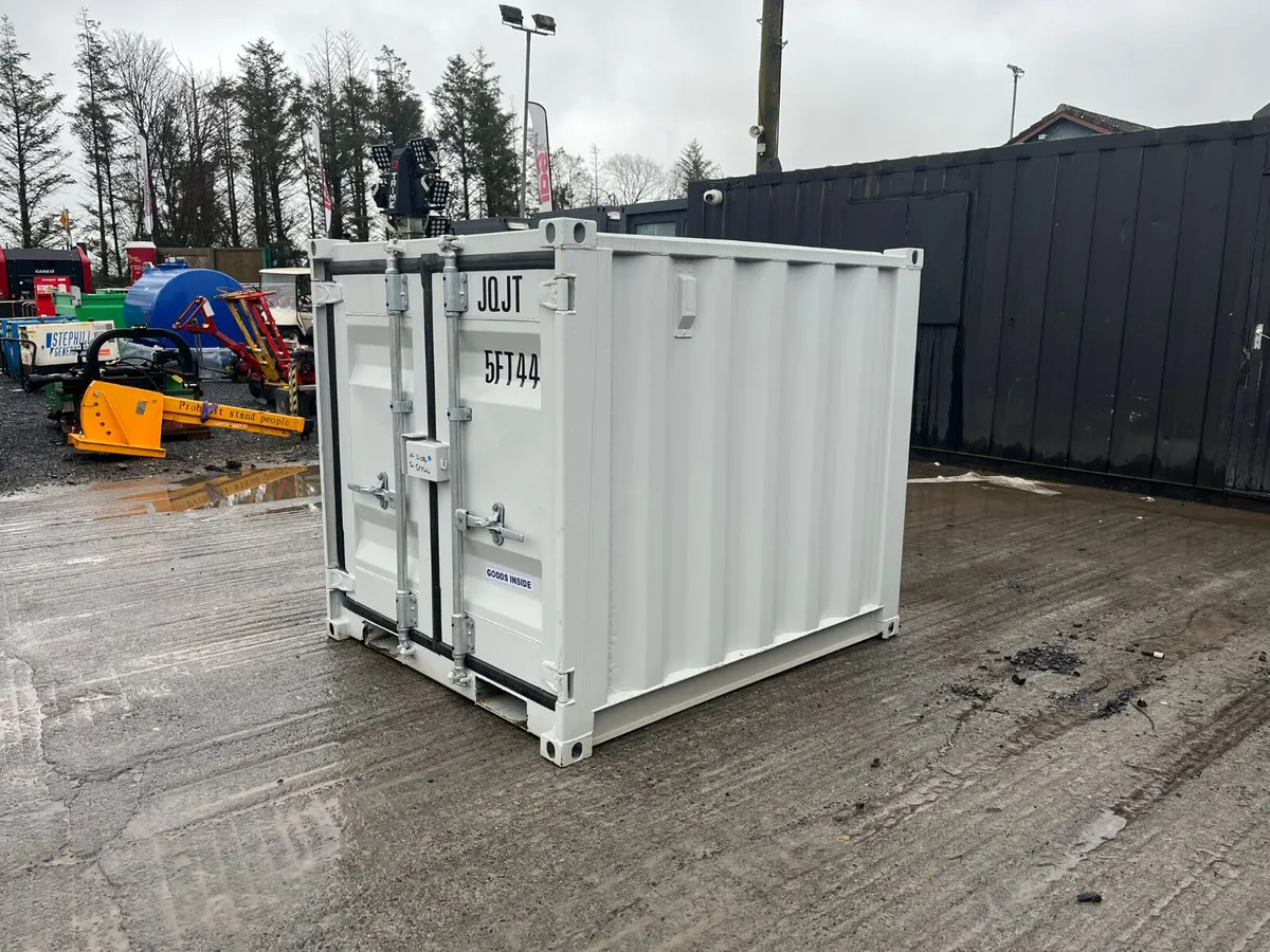 Small Shipping Container – 4.7ft x 5.64ft x 4.88ft - Image 3