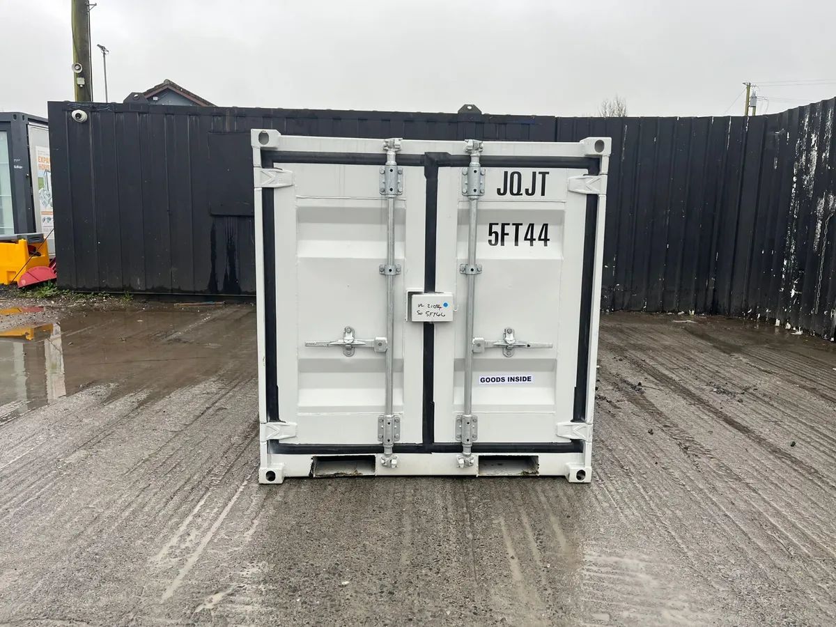 Small Shipping Container – 4.7ft x 5.64ft x 4.88ft - Image 2