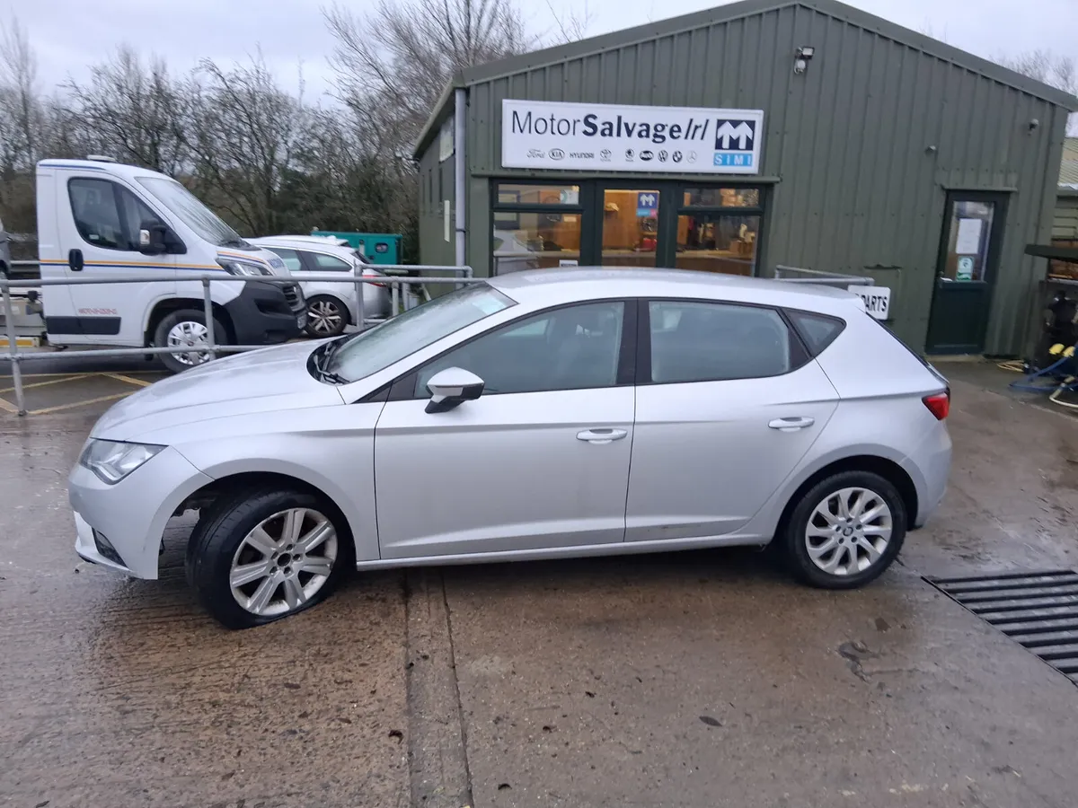 2015 SEAT LEON 1.6 clh (for parts only) - Image 2