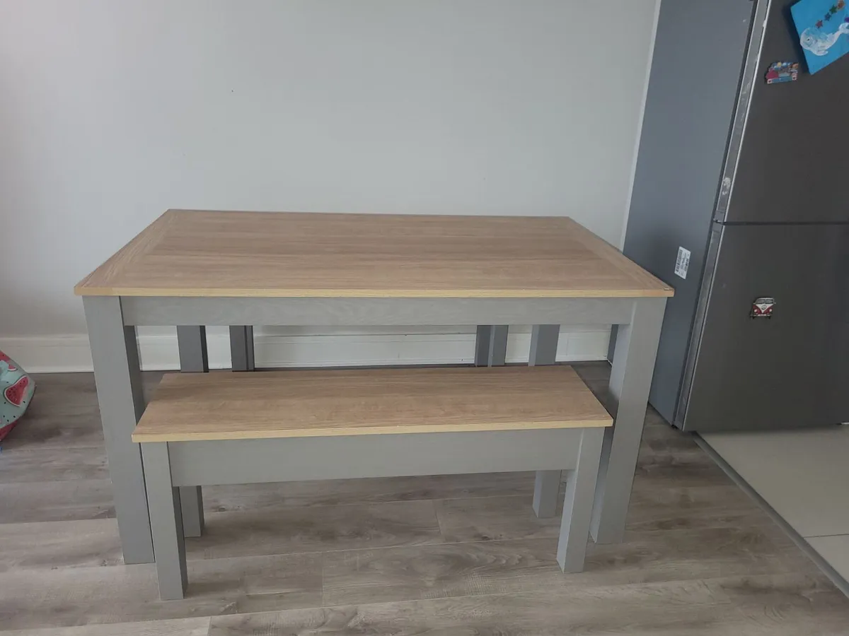 Dining table and benches - Image 1