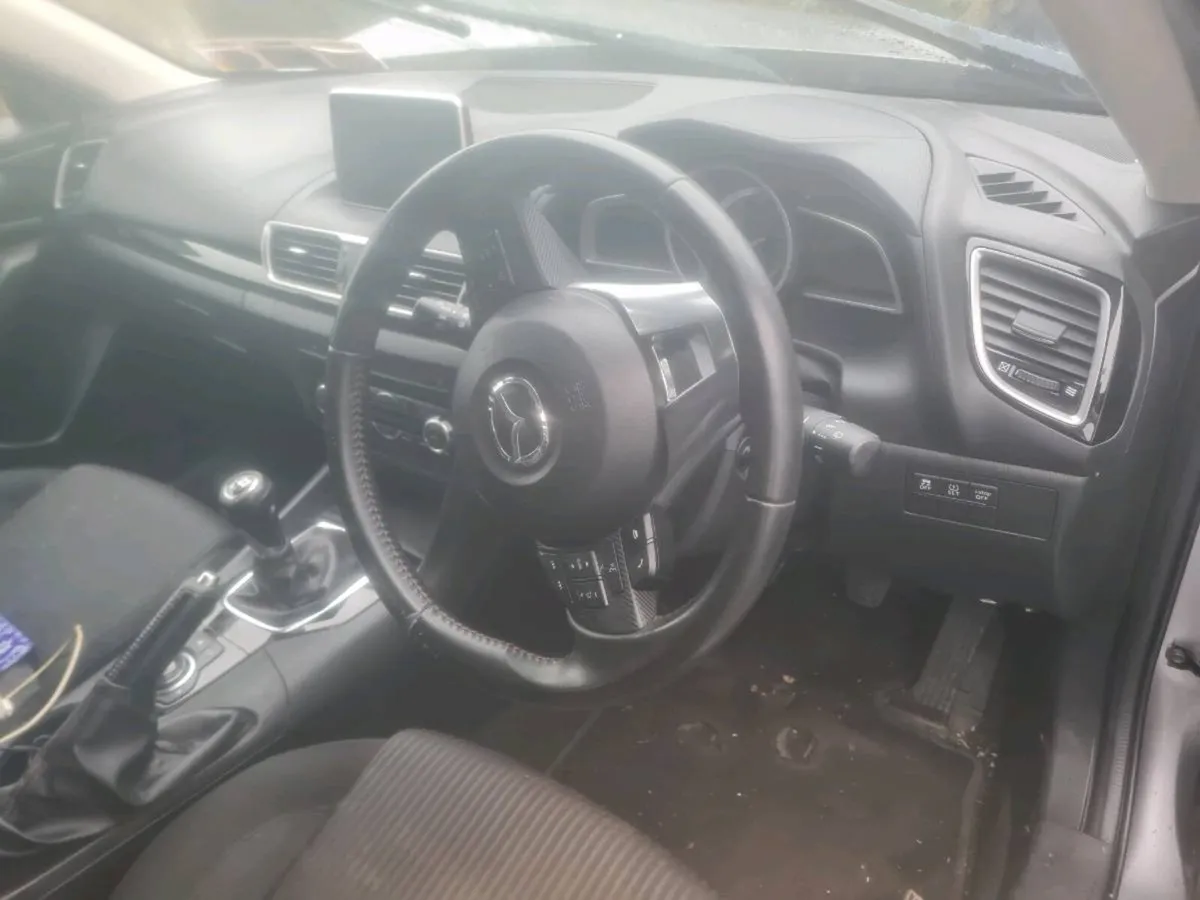 Mazda 3 .2.2L - Image 3