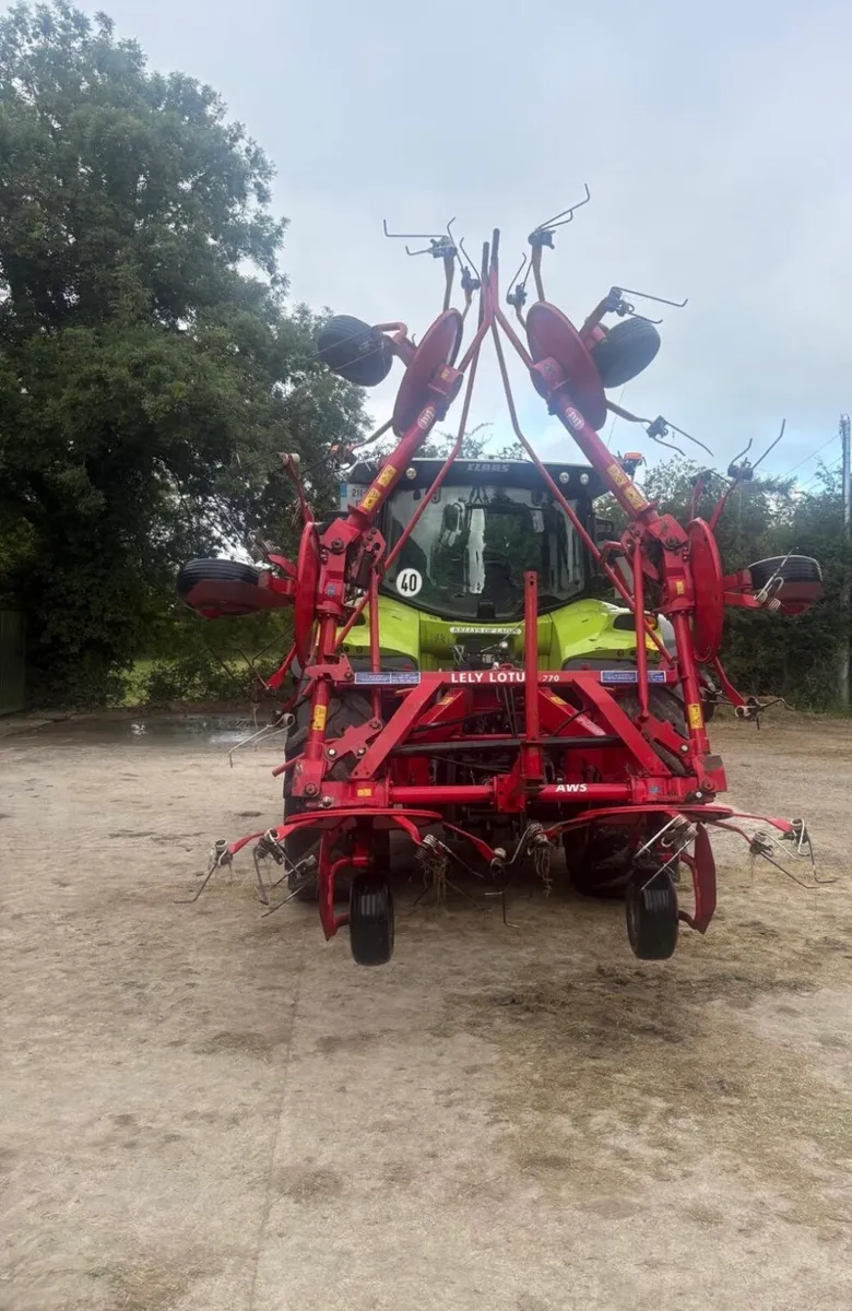Lely Lotus 6 rotor Tedder - Image 3