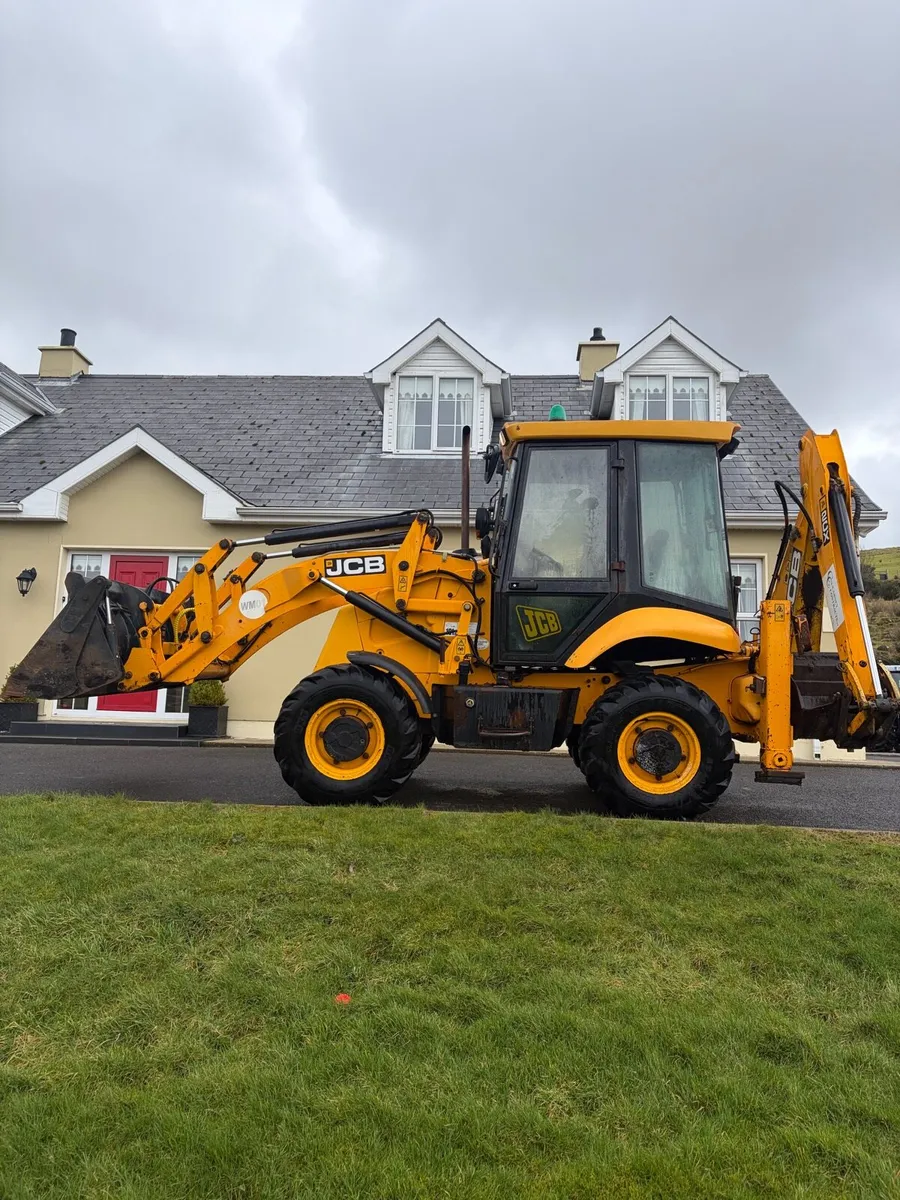 2011 JCB 2CX - Image 4