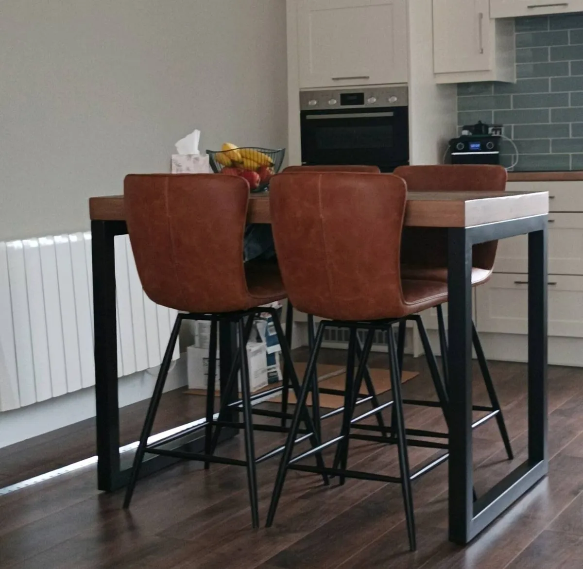 Dining bar table & counter chairs - Image 1