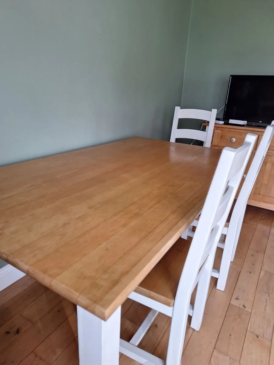 Dining table - Image 2