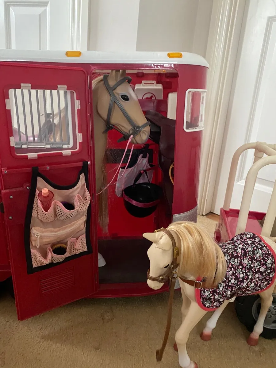 Generation Doll - Image 4