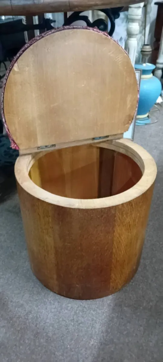 Edwardian Era Bent Ply Lidded Stool - Image 2