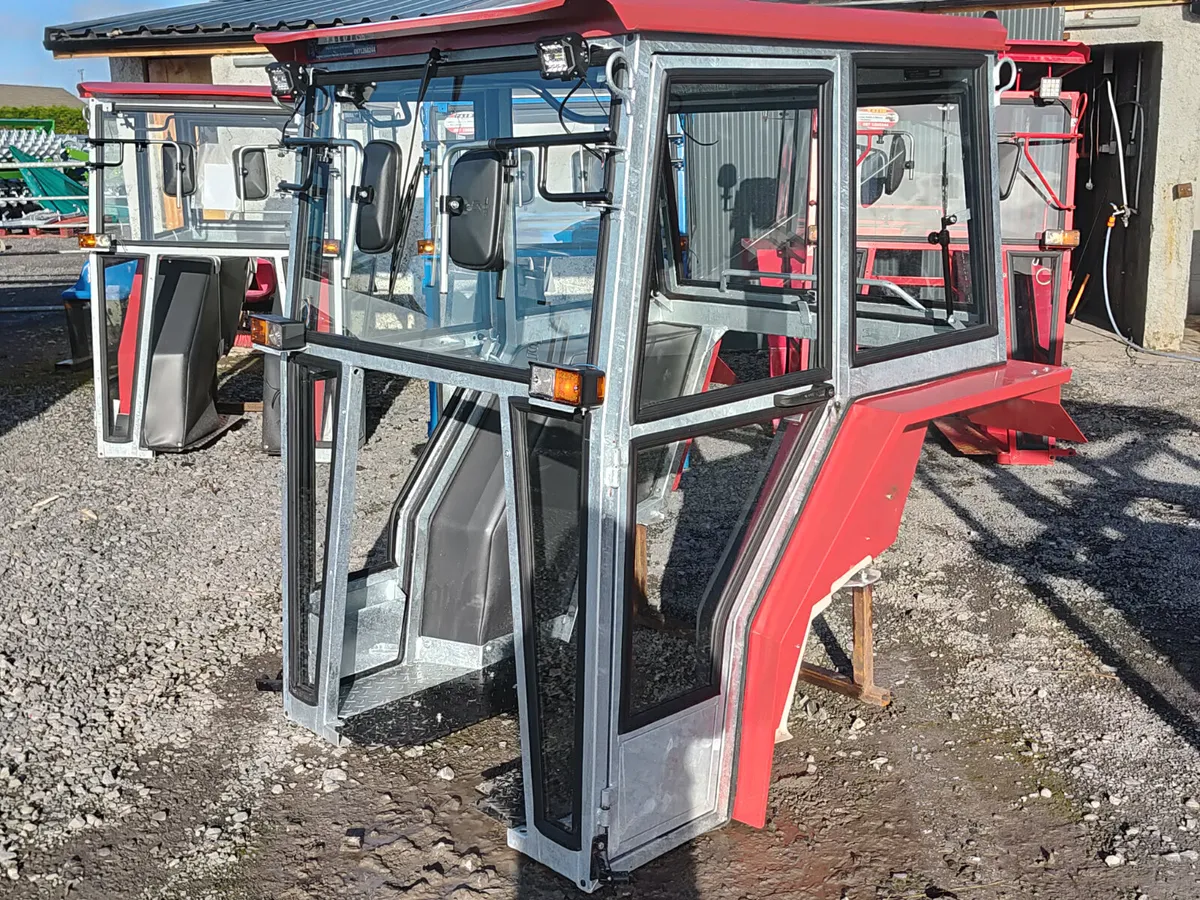 New cab mf 135 35 - Image 1