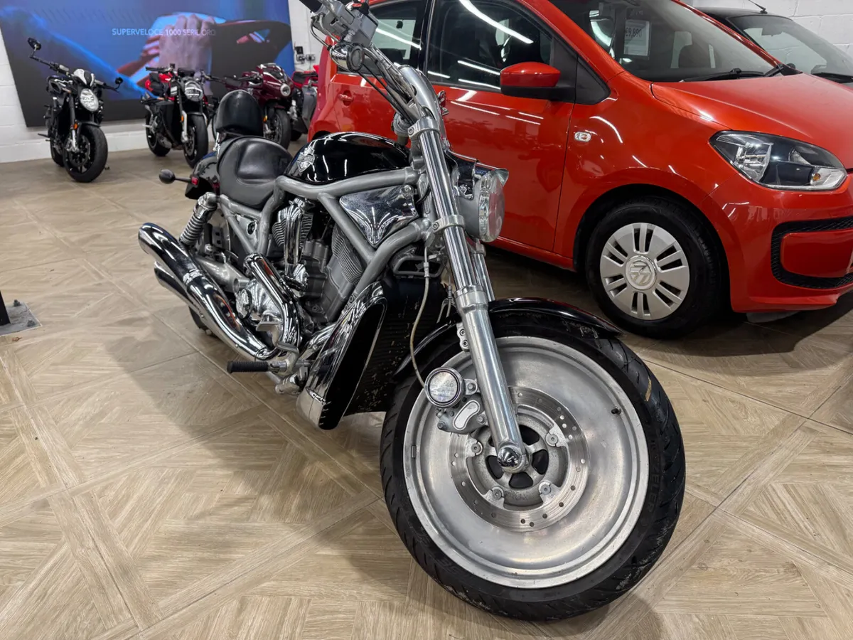 HARLEY DAVIDSON V-Rod 2004 - Image 3