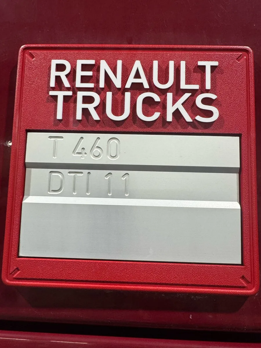 Renault 2021 T460 damage repairable start and driv - Image 1