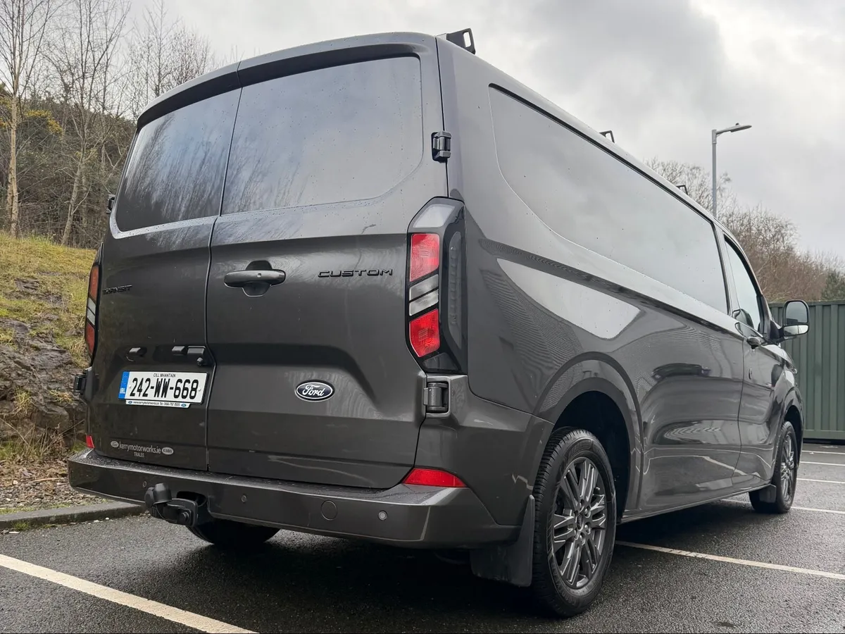Ford Transit Custom 2024 - Image 4